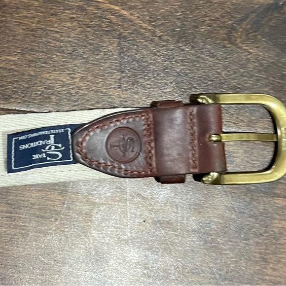 Sz 42 Belt Georgia UGA red black ribbon belt Go Dawgs!!! Great condition - Picture 3 of 5